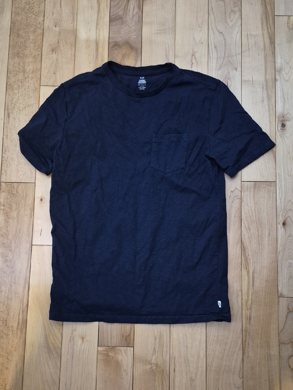 Boys Size 14/16 GAP Classic Navy Pocket T-Shirt